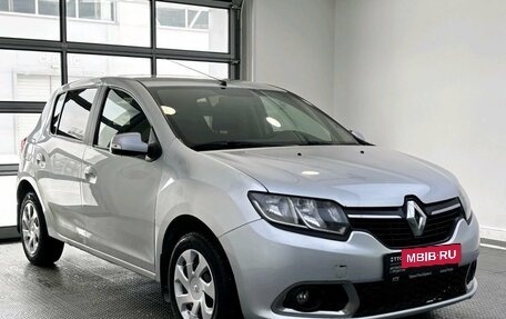 Renault Sandero II рестайлинг, 2016 год, 855 000 рублей, 3 фотография