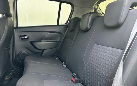 Renault Sandero II рестайлинг, 2016 год, 855 000 рублей, 12 фотография