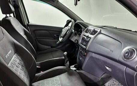 Renault Sandero II рестайлинг, 2015 год, 1 019 000 рублей, 13 фотография