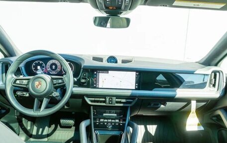 Porsche Cayenne III, 2024 год, 15 500 000 рублей, 38 фотография