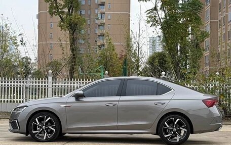 Skoda Octavia IV, 2022 год, 2 200 000 рублей, 4 фотография