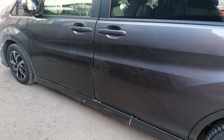 Honda Stepwgn IV, 2017 год, 1 950 000 рублей, 3 фотография