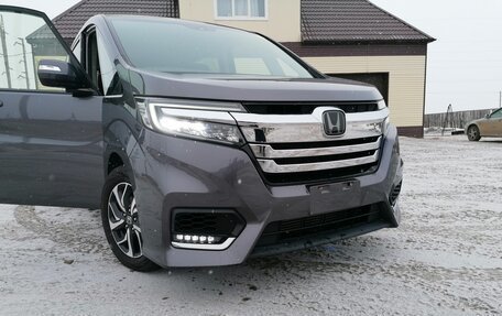 Honda Stepwgn IV, 2017 год, 1 950 000 рублей, 14 фотография