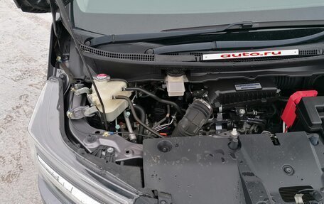 Honda Stepwgn IV, 2017 год, 1 950 000 рублей, 18 фотография