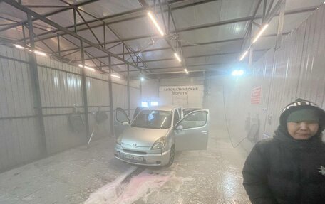 Toyota FunCargo, 2002 год, 400 000 рублей, 2 фотография