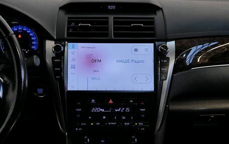 Toyota Camry, 2017 год, 2 359 000 рублей, 9 фотография