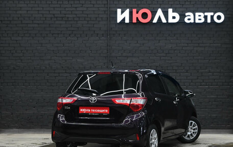 Toyota Vitz, 2018 год, 1 170 000 рублей, 6 фотография