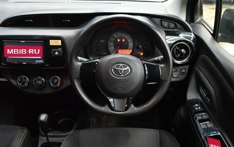 Toyota Vitz, 2018 год, 1 170 000 рублей, 10 фотография