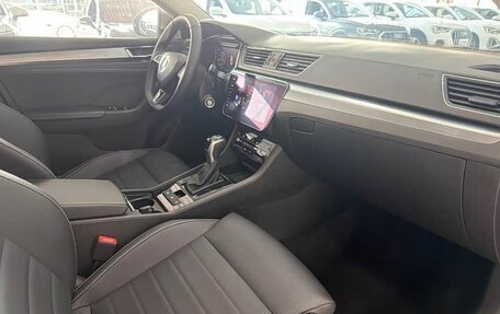 Skoda Superb III рестайлинг, 2022 год, 2 370 000 рублей, 8 фотография