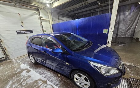 Hyundai Solaris II рестайлинг, 2015 год, 730 000 рублей, 4 фотография