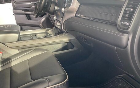 Rambler 1500, 2022 год, 8 000 000 рублей, 24 фотография