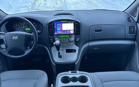 Hyundai Grand Starex Grand Starex I рестайлинг 2, 2010 год, 2 000 000 рублей, 9 фотография