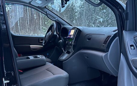 Hyundai Grand Starex Grand Starex I рестайлинг 2, 2010 год, 2 000 000 рублей, 10 фотография