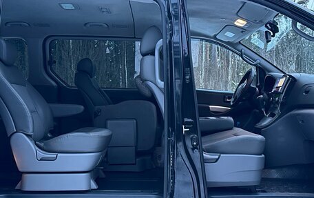 Hyundai Grand Starex Grand Starex I рестайлинг 2, 2010 год, 2 000 000 рублей, 11 фотография