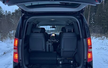 Hyundai Grand Starex Grand Starex I рестайлинг 2, 2010 год, 2 000 000 рублей, 13 фотография