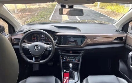 Volkswagen Tharu, 2021 год, 1 500 000 рублей, 10 фотография