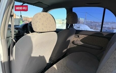 Nissan March II, 2001 год, 190 000 рублей, 15 фотография