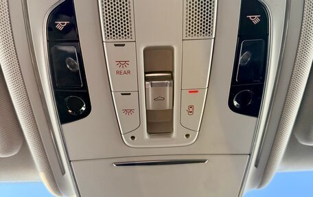 Audi A8, 2012 год, 2 350 000 рублей, 15 фотография