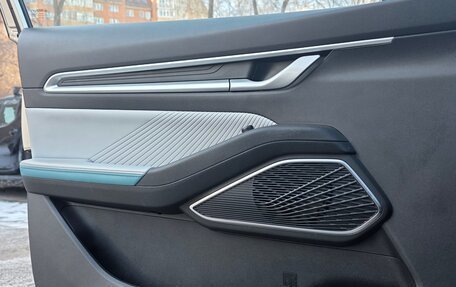 Geely Emgrand, 2023 год, 1 850 000 рублей, 11 фотография