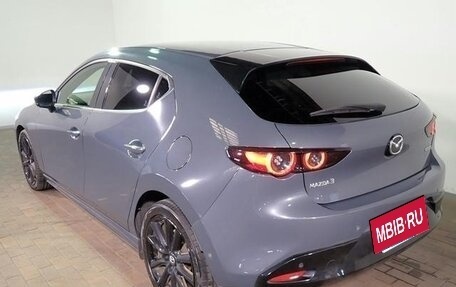 Mazda 3, 2022 год, 1 400 000 рублей, 4 фотография