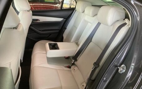 Mazda 3, 2021 год, 1 290 000 рублей, 13 фотография