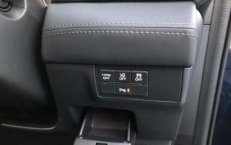 Mazda 6, 2022 год, 1 890 000 рублей, 18 фотография