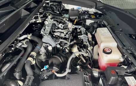 Toyota Land Cruiser Prado 150 рестайлинг 2, 2021 год, 6 500 000 рублей, 15 фотография