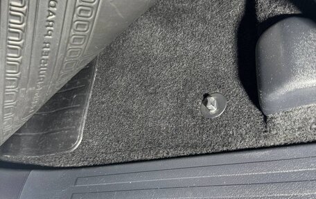 Toyota Land Cruiser Prado 150 рестайлинг 2, 2021 год, 6 500 000 рублей, 21 фотография