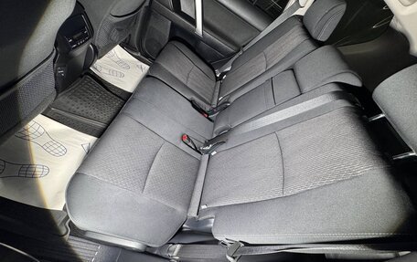 Toyota Land Cruiser Prado 150 рестайлинг 2, 2021 год, 6 500 000 рублей, 24 фотография