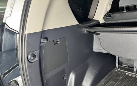 Toyota Land Cruiser Prado 150 рестайлинг 2, 2021 год, 6 500 000 рублей, 28 фотография