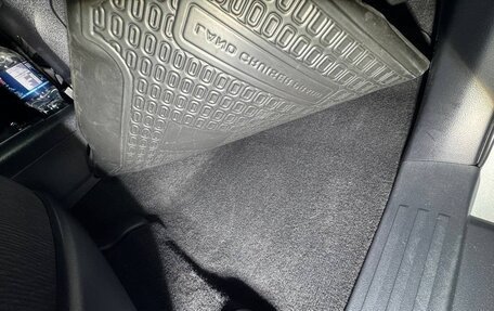 Toyota Land Cruiser Prado 150 рестайлинг 2, 2021 год, 6 500 000 рублей, 40 фотография