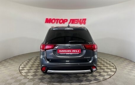 Mitsubishi Outlander III рестайлинг 3, 2017 год, 1 869 000 рублей, 5 фотография