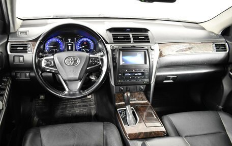 Toyota Camry, 2016 год, 1 785 100 рублей, 6 фотография