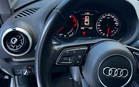 Audi A3, 2018 год, 2 700 000 рублей, 15 фотография