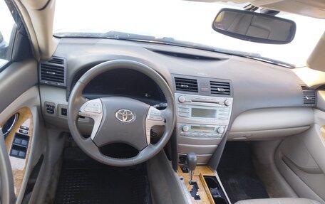 Toyota Camry, 2006 год, 700 000 рублей, 12 фотография