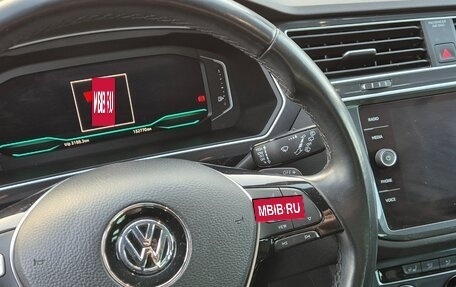 Volkswagen Tiguan II, 2019 год, 2 800 000 рублей, 14 фотография