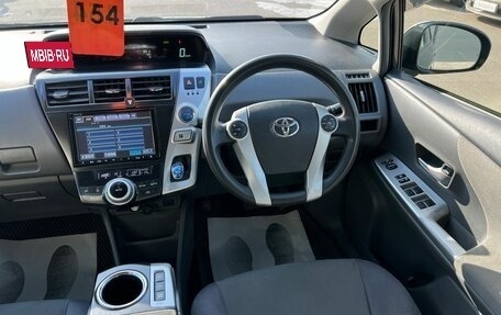 Toyota Prius Alpha I (ZVW40/41), 2013 год, 1 299 000 рублей, 15 фотография