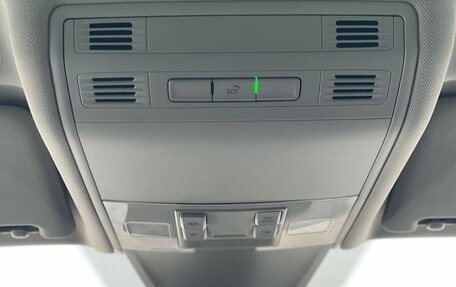 Volkswagen Tiguan II, 2019 год, 2 320 000 рублей, 16 фотография