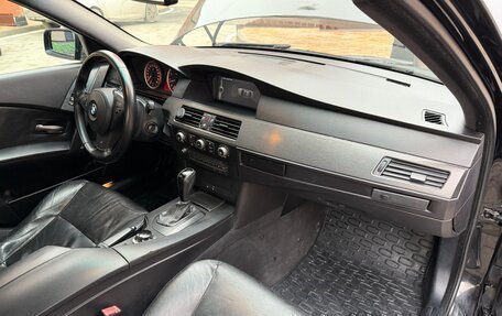 BMW 5 серия, 2003 год, 1 030 000 рублей, 11 фотография