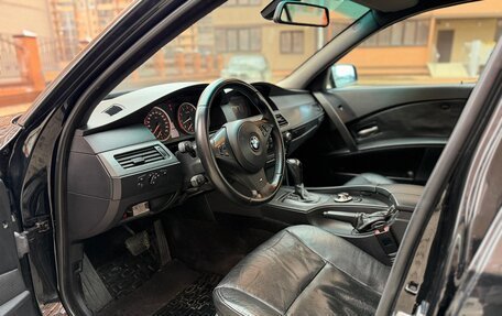 BMW 5 серия, 2003 год, 1 030 000 рублей, 9 фотография