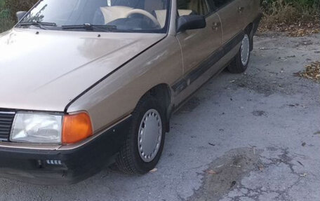 Audi 100, 1983 год, 189 000 рублей, 4 фотография