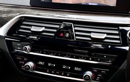 BMW 5 серия, 2017 год, 3 800 000 рублей, 19 фотография