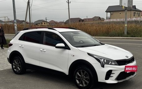 KIA Rio IV, 2021 год, 1 800 000 рублей, 3 фотография