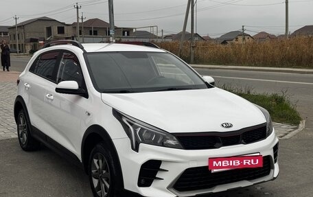 KIA Rio IV, 2021 год, 1 800 000 рублей, 2 фотография