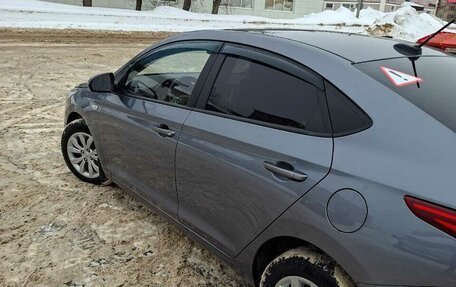 Hyundai Solaris II рестайлинг, 2019 год, 1 050 000 рублей, 10 фотография