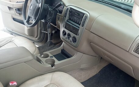 Ford Explorer III, 2004 год, 720 000 рублей, 14 фотография