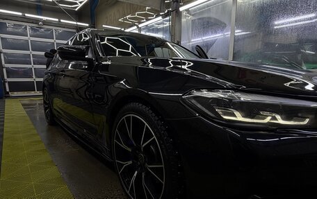 BMW 5 серия, 2021 год, 5 600 000 рублей, 3 фотография