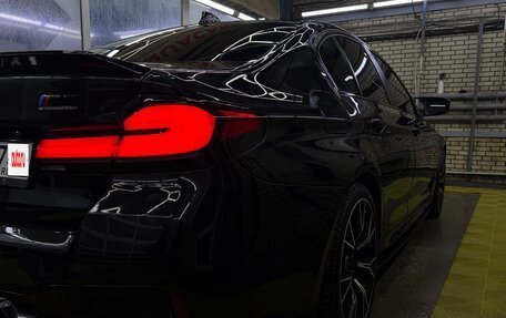 BMW 5 серия, 2021 год, 5 600 000 рублей, 8 фотография