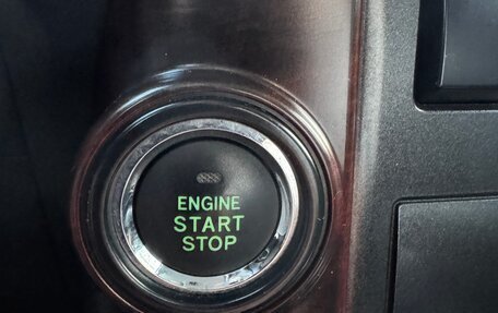 Toyota Land Cruiser Prado 150 рестайлинг 2, 2014 год, 3 950 000 рублей, 18 фотография