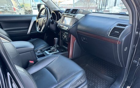 Toyota Land Cruiser Prado 150 рестайлинг 2, 2014 год, 3 950 000 рублей, 22 фотография